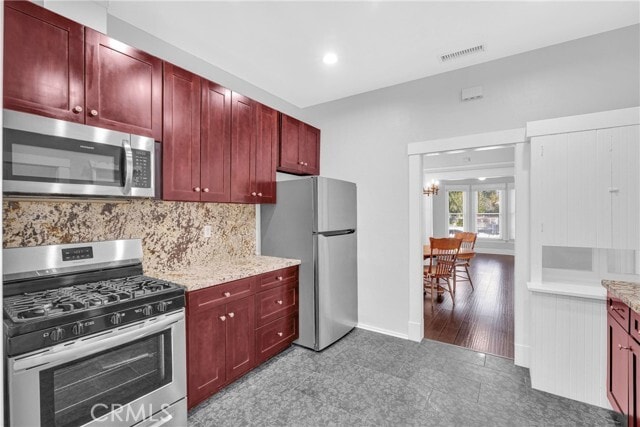 Building Photo - 250 Sonora St