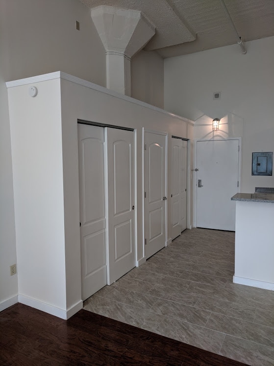 Building Photo - 5850 Centre Ave