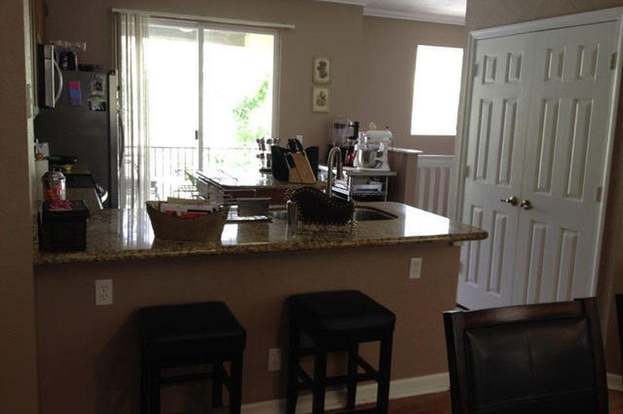 Building Photo - 2866 S Oasis Dr