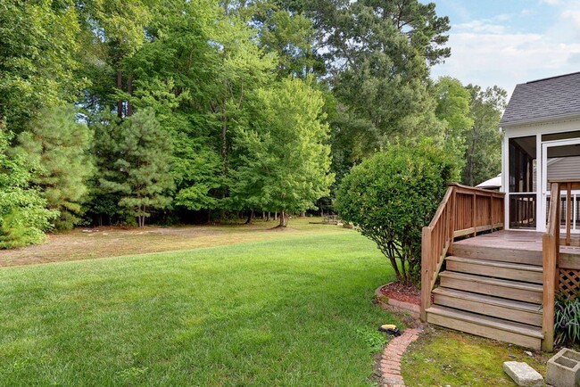 Building Photo - Beautiful York County Home!