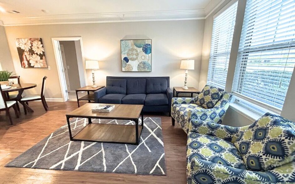 Building Photo - 11134 Medlock Bridge Rd