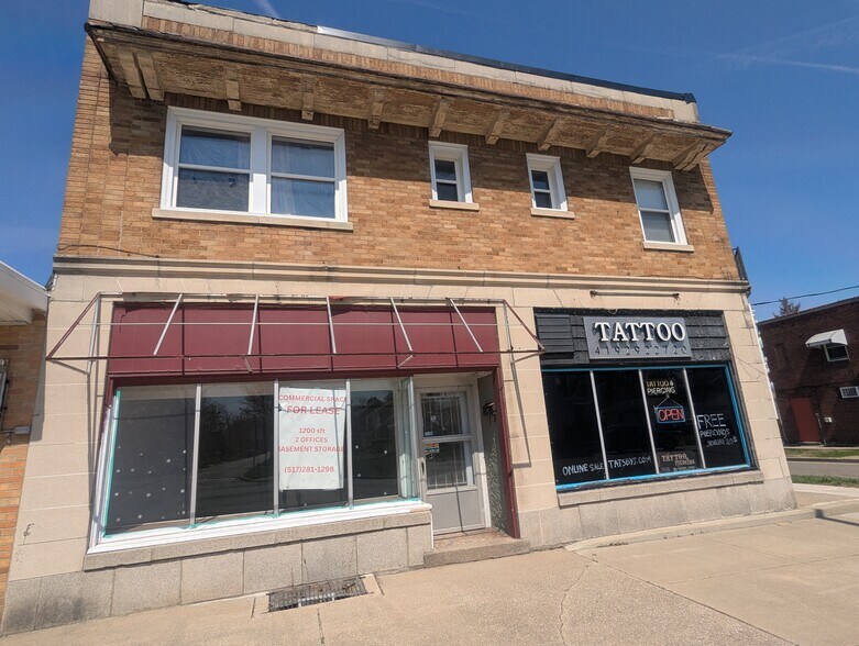 Building Photo - 4001 Woodmont Rd
