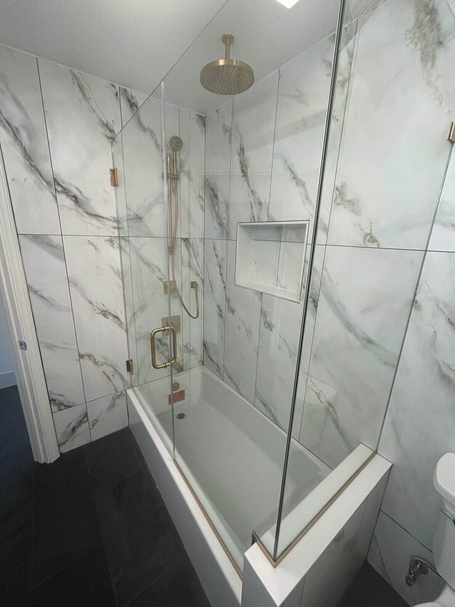 Building Photo - 3705 Sunset Ln