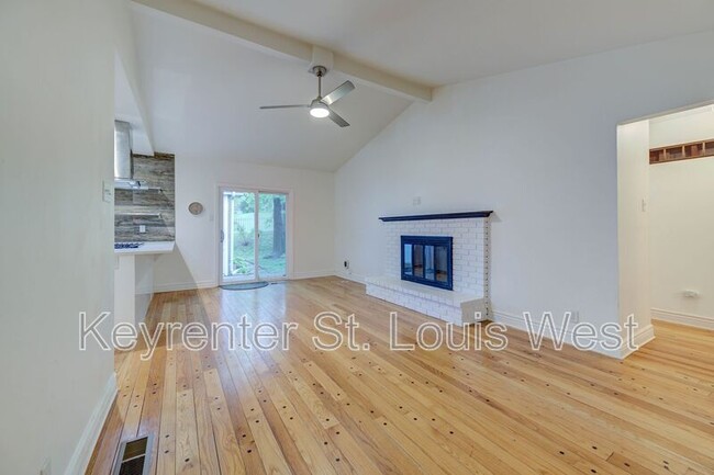 Building Photo - 10602 Tioga Ct