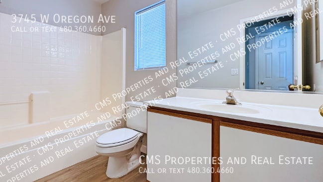 Building Photo - 3745 W Oregon Ave