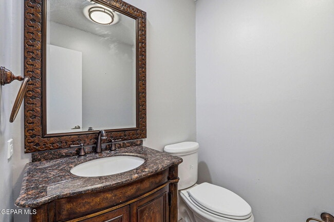 Building Photo - 6141 Sierra Valle Ln