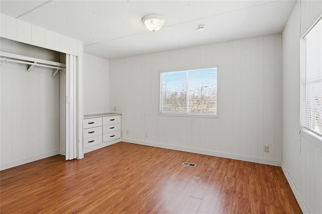 Building Photo - 1329 Fox Hollow Ct