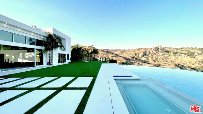 Building Photo - 80 Saddlebow Rd