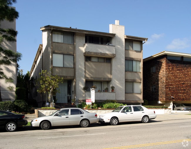 Brentwood villas 11685 Montana Ave Brentwood CA 90049 Apartment Finder