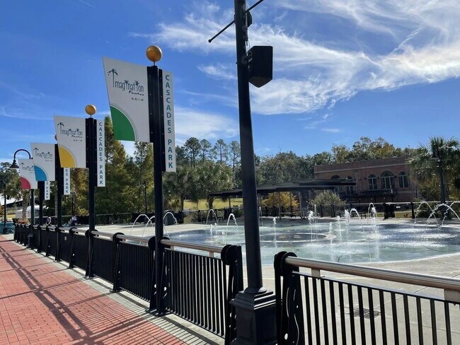 Building Photo - Affordable 1/1 next to Cascades Park!
