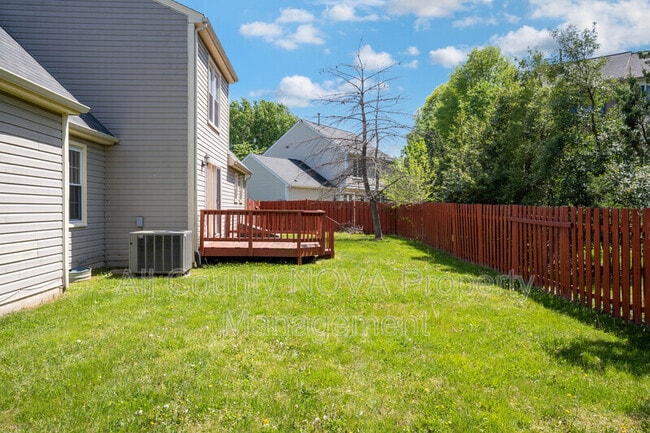 Building Photo - 7826 Fordson Rd