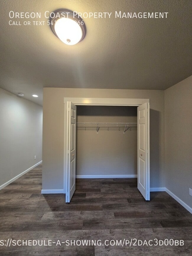 Building Photo - 4275 Sequoia Loop