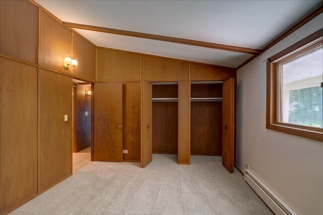 Building Photo - 6404 Maywood Ave