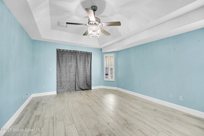 Building Photo - 6107 NW Gause Ave