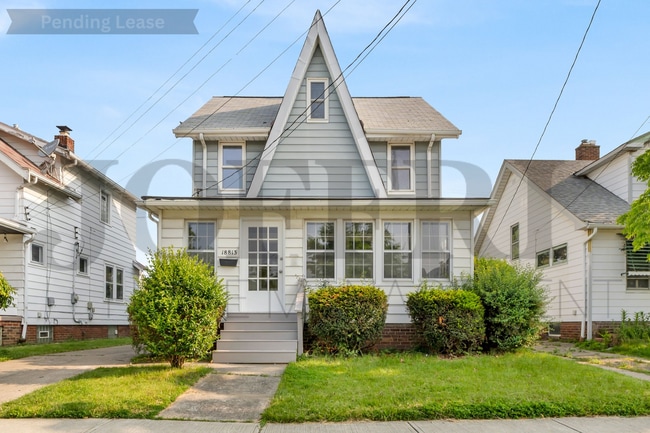Primary Photo - 18813 Cherokee Ave