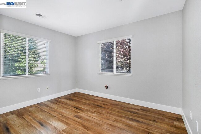 Building Photo - 2913 Haddington Ct