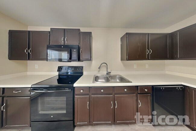 Building Photo - 6827 Cypress Mist Dr