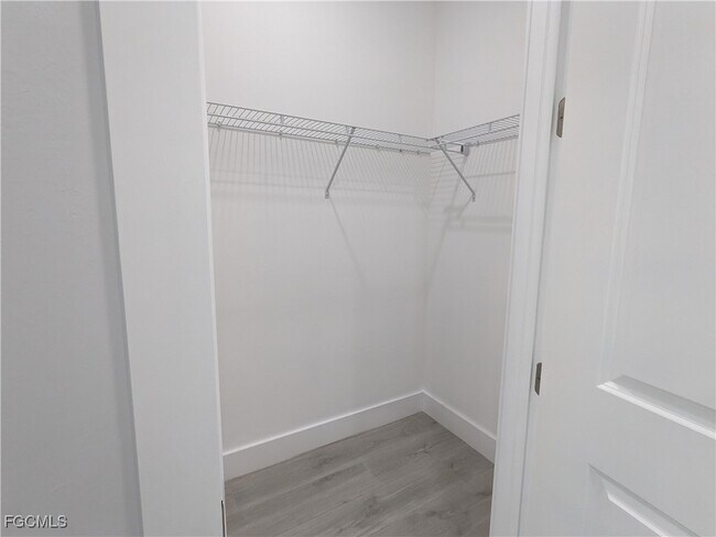 Building Photo - 3027 SW 16th Pl