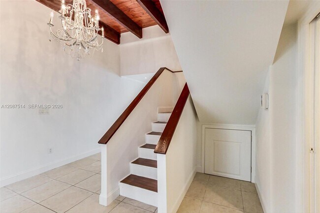 Building Photo - 8613 SW 79th Pl