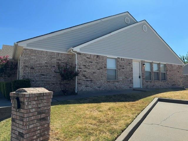 Building Photo - 1617 High Cir