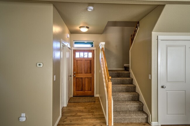 Building Photo - 63036 NE Amherst Pl