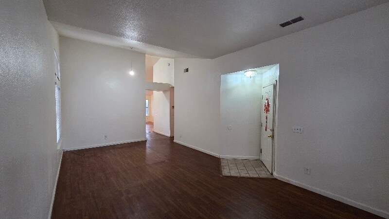 Building Photo - 8272 Arroyo Vista Dr