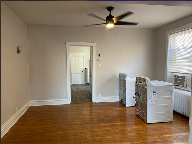 Building Photo - 3185 Portis Ave