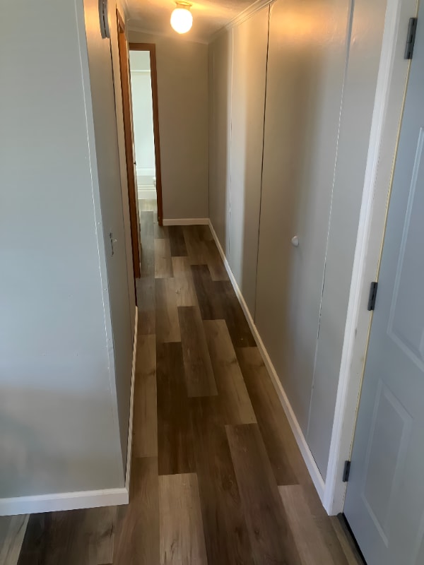 Building Photo - 37 Village Ct