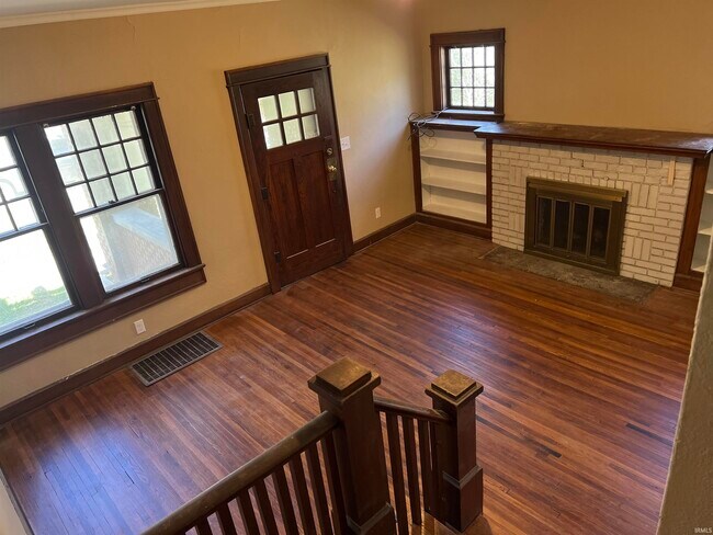 Building Photo - 814 N Washington St