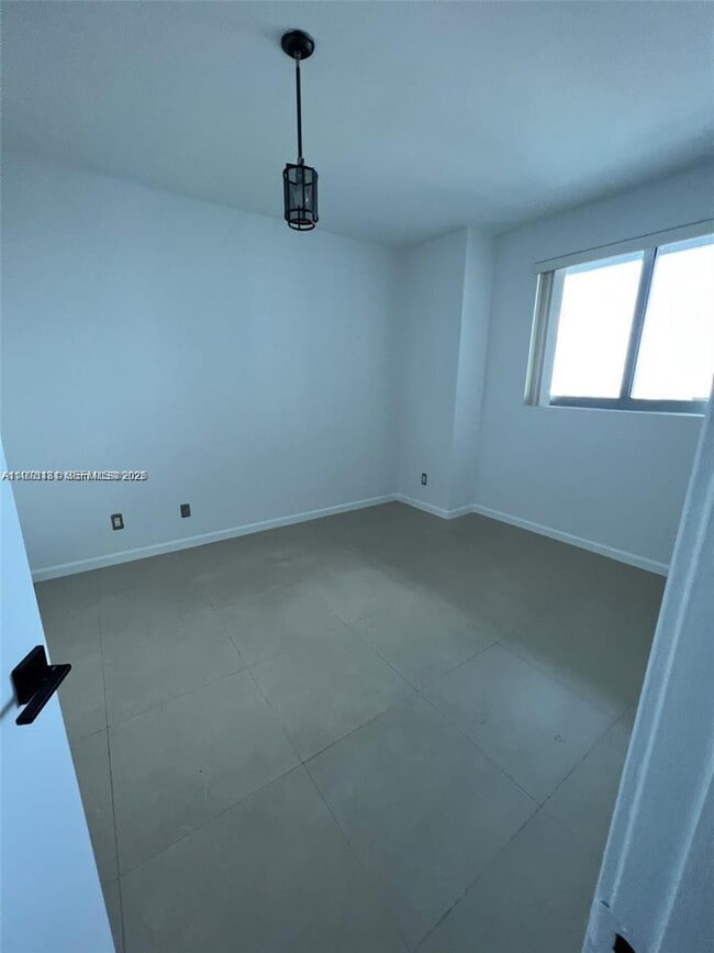 Building Photo - 888 Biscayne Blvd