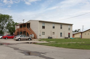 Building Photo - 1601 NW Central Ave