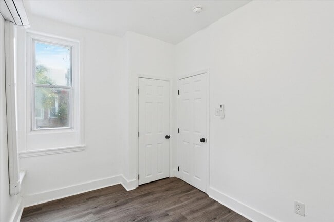 Building Photo - 3BR/1BA Home | North Philly