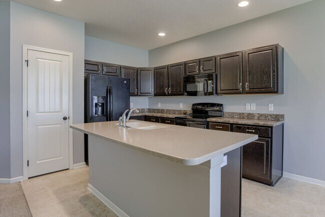 Building Photo - Spacious 4-Bedroom Near Lake Cunningham