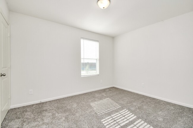 Building Photo - 7810 Carrotwood Ct