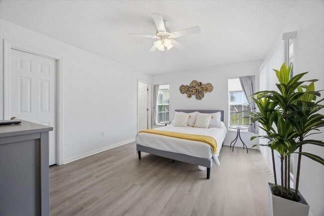 Building Photo - 1518 Gulfview Dr