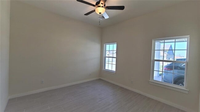 Building Photo - 108 Tralee Ln