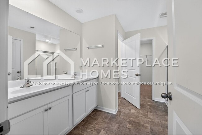 Building Photo - 1675 Pebblestone Ct