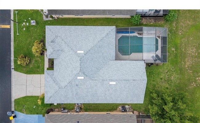 Building Photo - 135 Langham Dr
