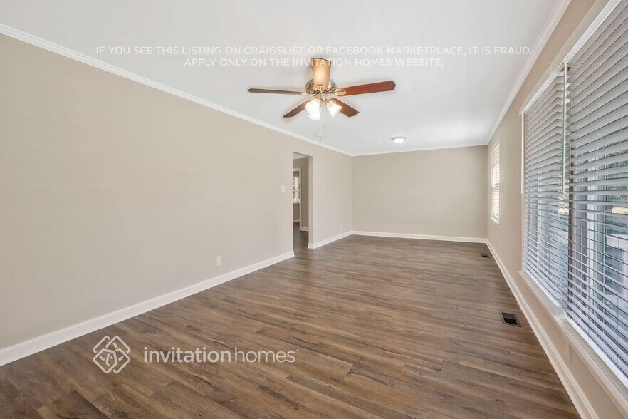 Building Photo - 512 Inwood Dr
