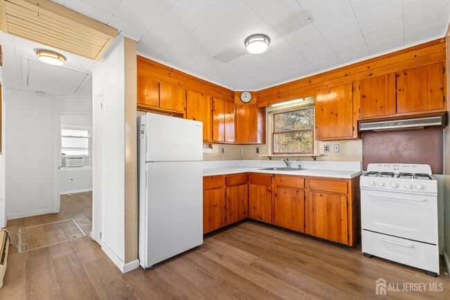 Building Photo - 1283 Englishtown Rd