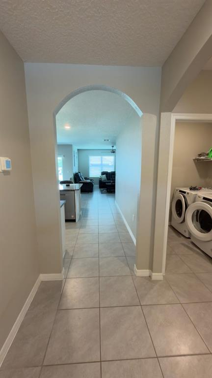 Building Photo - 1583 Barberry Dr