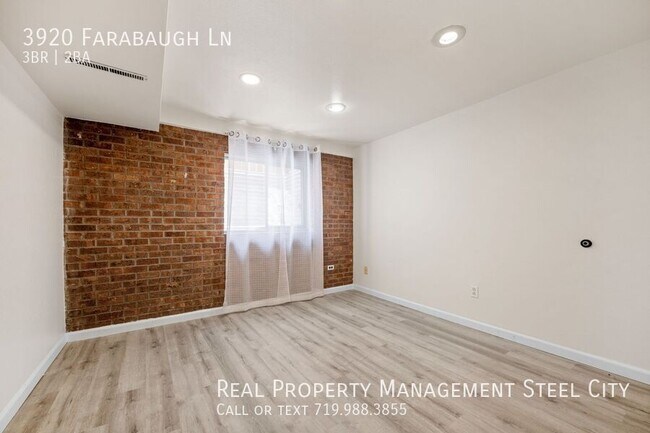Building Photo - 3920 Farabaugh Ln