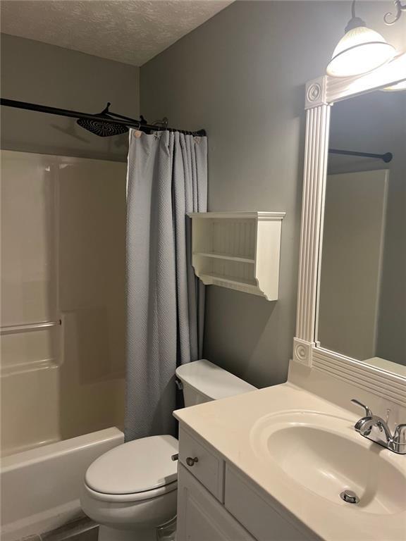 Building Photo - 13616 Aventide Ln