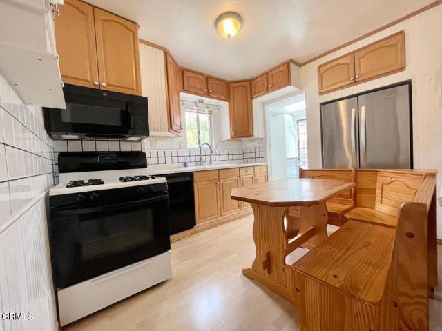 Building Photo - 240 N Surfside Dr
