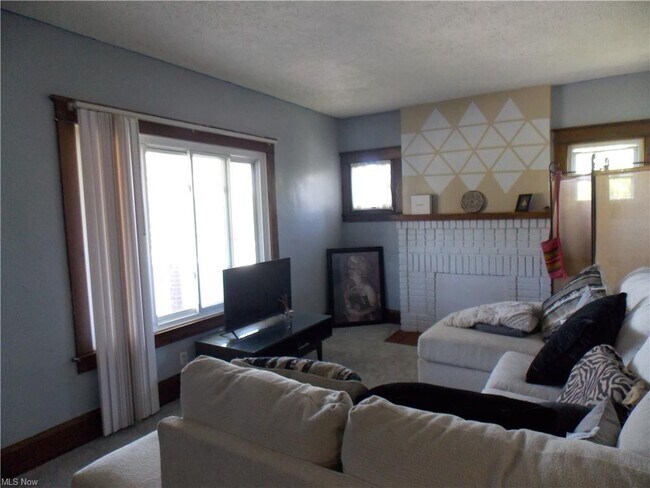 Building Photo - 4320 Southern Blvd