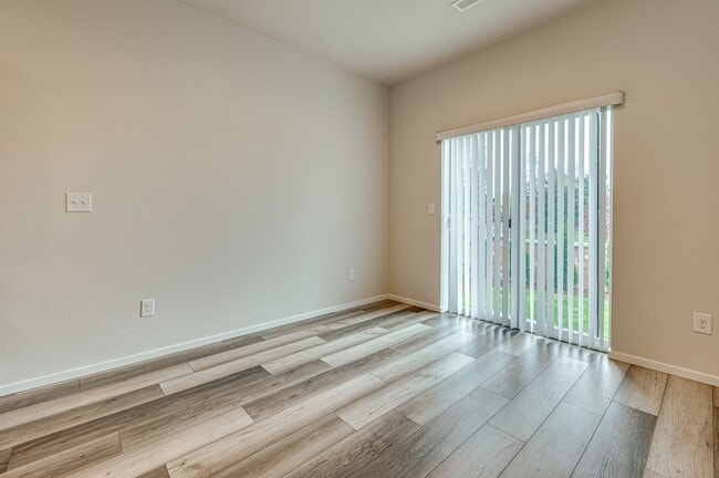 Building Photo - Coming Soon!  Beautiful Three Bedroom in Taverner Ridge!