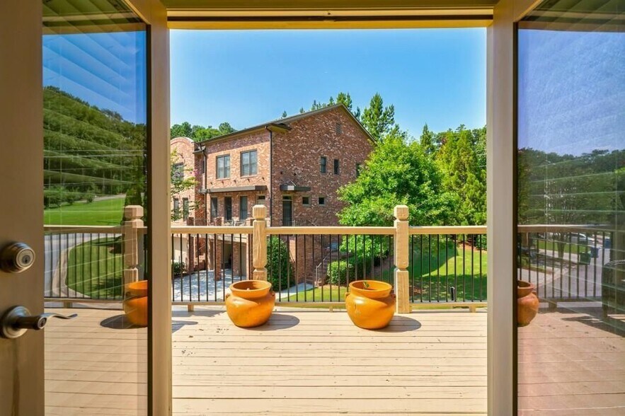 Building Photo - 3130 Chestnut Woods Dr