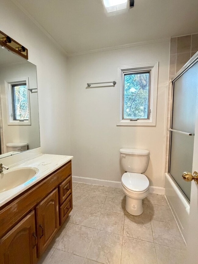 Building Photo - 5 Bed 3 Bath Home in Ruston