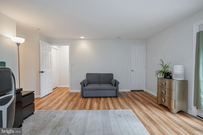 Building Photo - 7317 Castleberg Ct