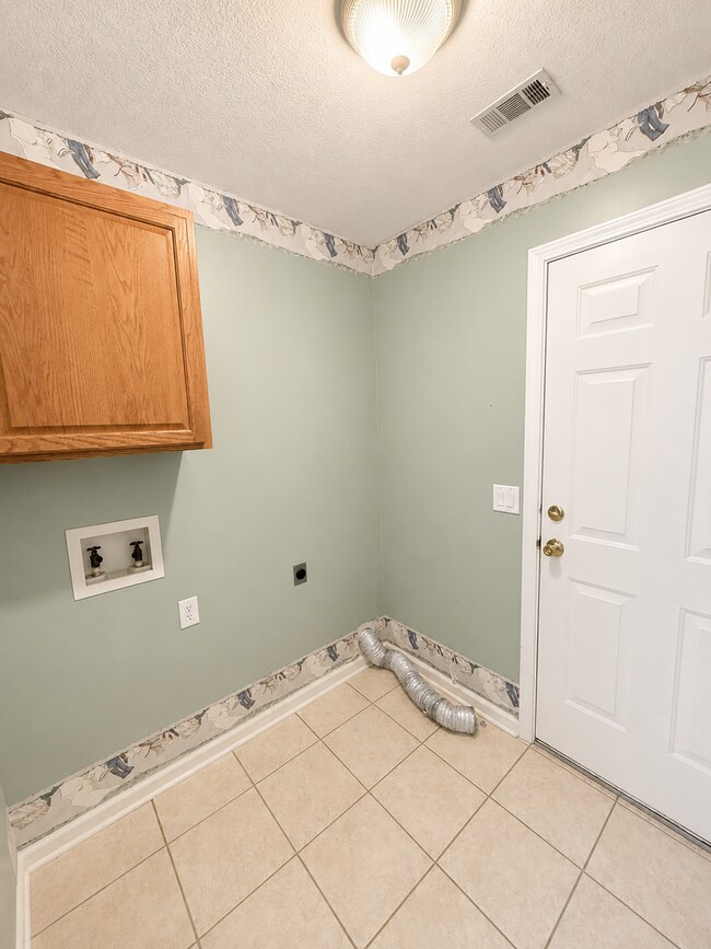 Building Photo - 655 Bristol Hammock Cir